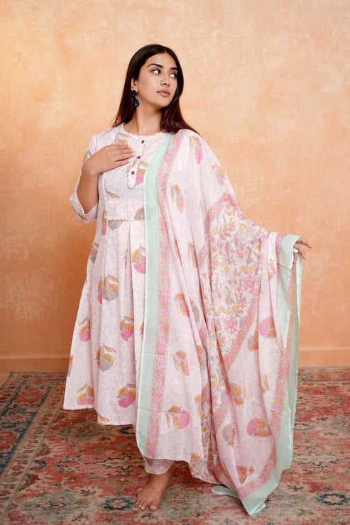 Blush Bloom – White Frock-Style Floral Suit Set
