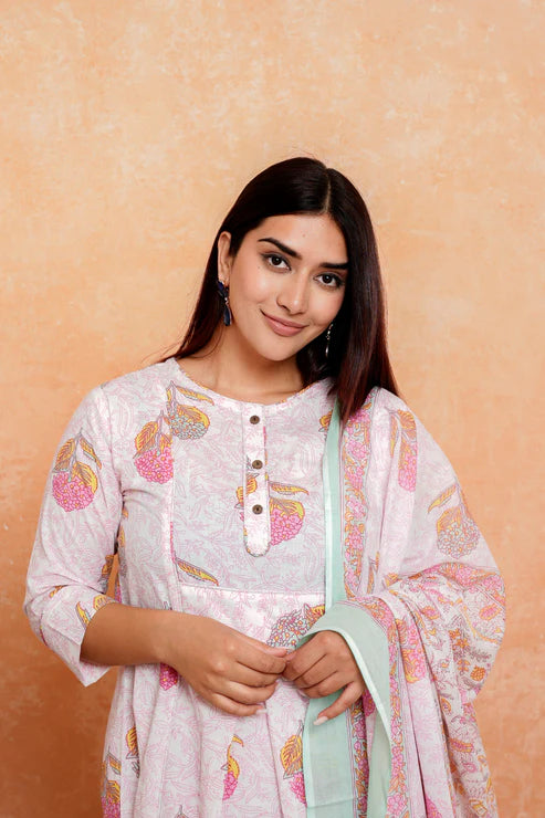 Blush Bloom – White Frock-Style Floral Suit Set