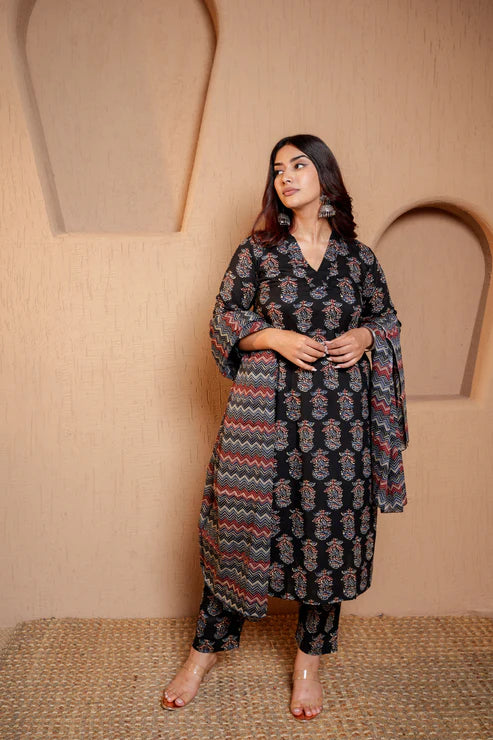 Olive Aura – Printed 3-Piece Cotton Suit Set